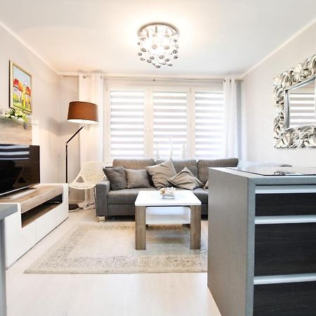 Apartament Dworcowa Daire Kolobrzeg Dış mekan fotoğraf