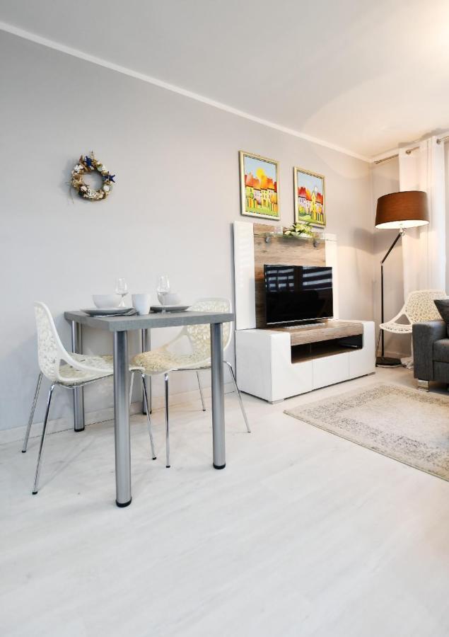 Apartament Dworcowa Daire Kolobrzeg Dış mekan fotoğraf